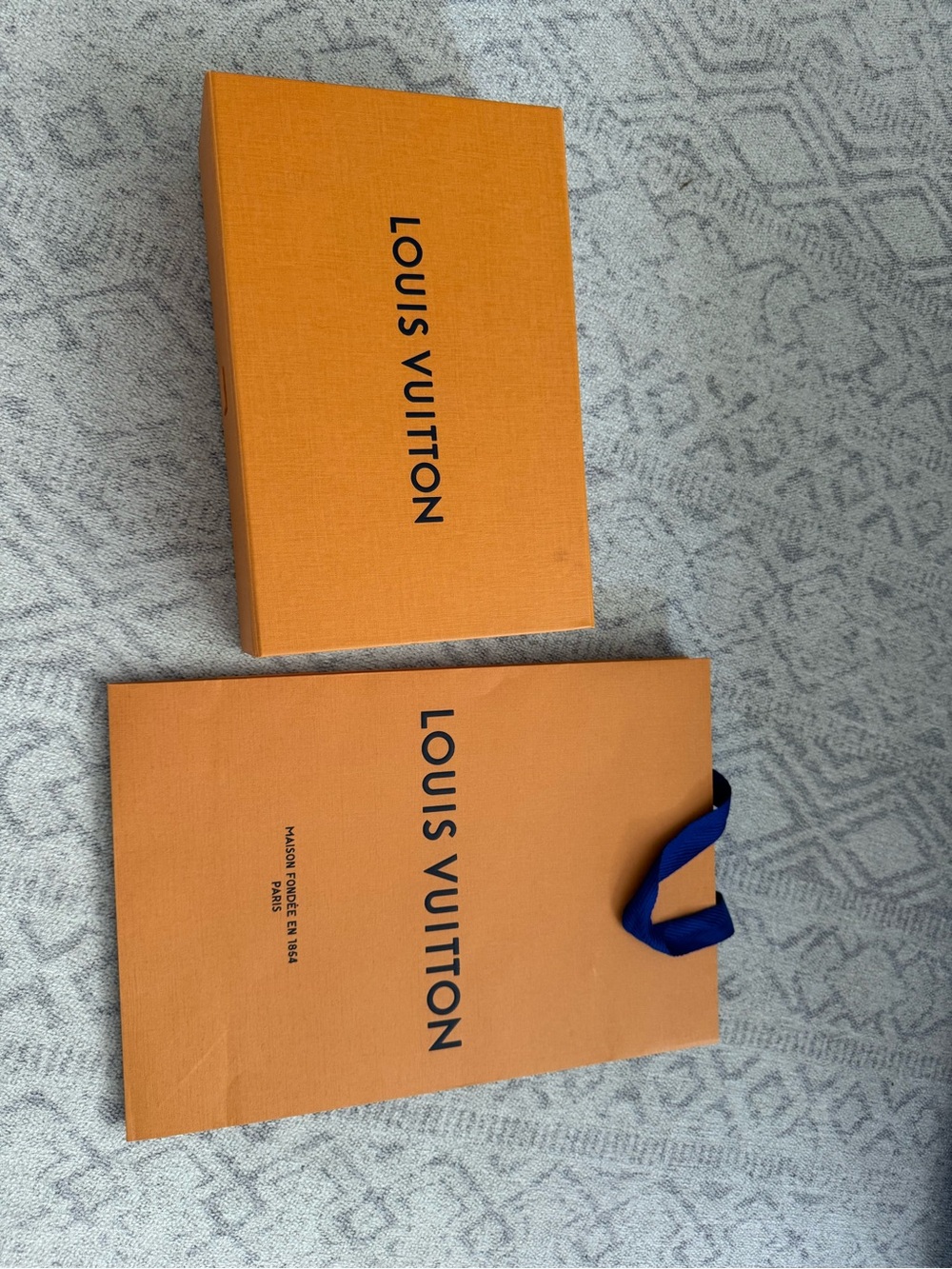 Louis Vuitton Orange and Blue Gift Box and Shopping Bag Set